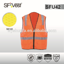 Chaleco de seguridad 100% poliéster con bolsillos tricotados según ANSI / ISEA 107-2010